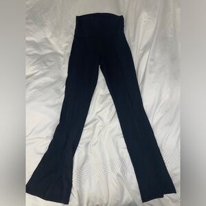 TNA Aritzia split hem leggings